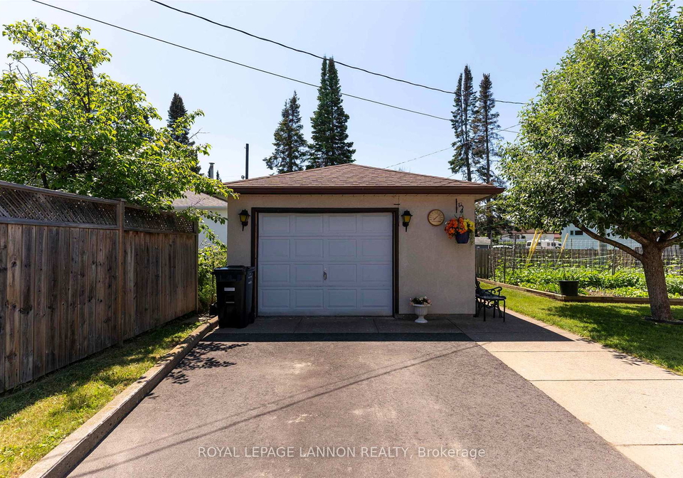 402-victoria-avenue-w-thunder-bay-ontario-x13542236