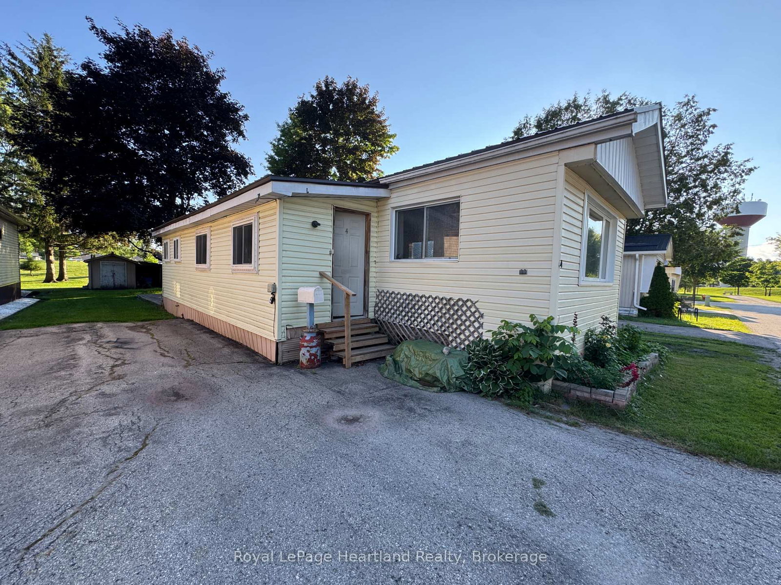 4-trailer-park-road-minto-ontario-x13542324