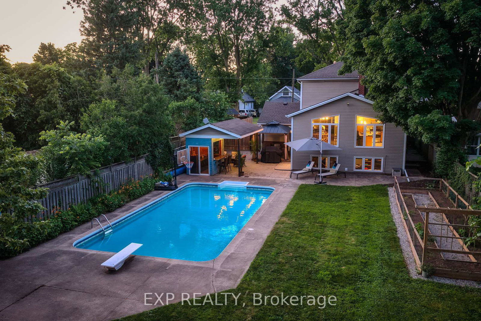 6276-stamford-green-drive-niagara-falls-ontario-x13542430