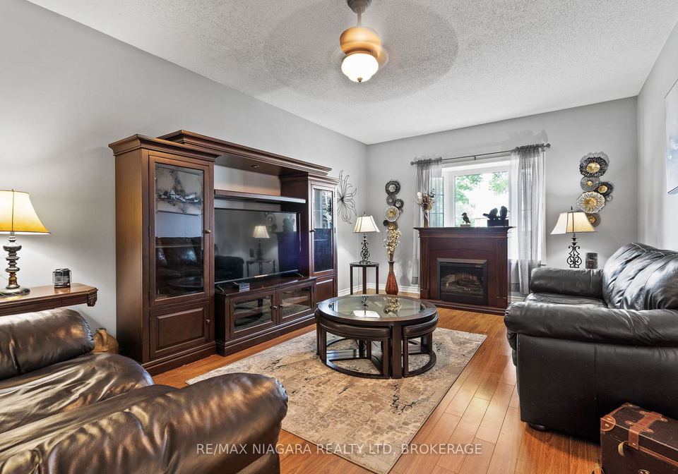 696-clare-avenue-welland-ontario-x13542456
