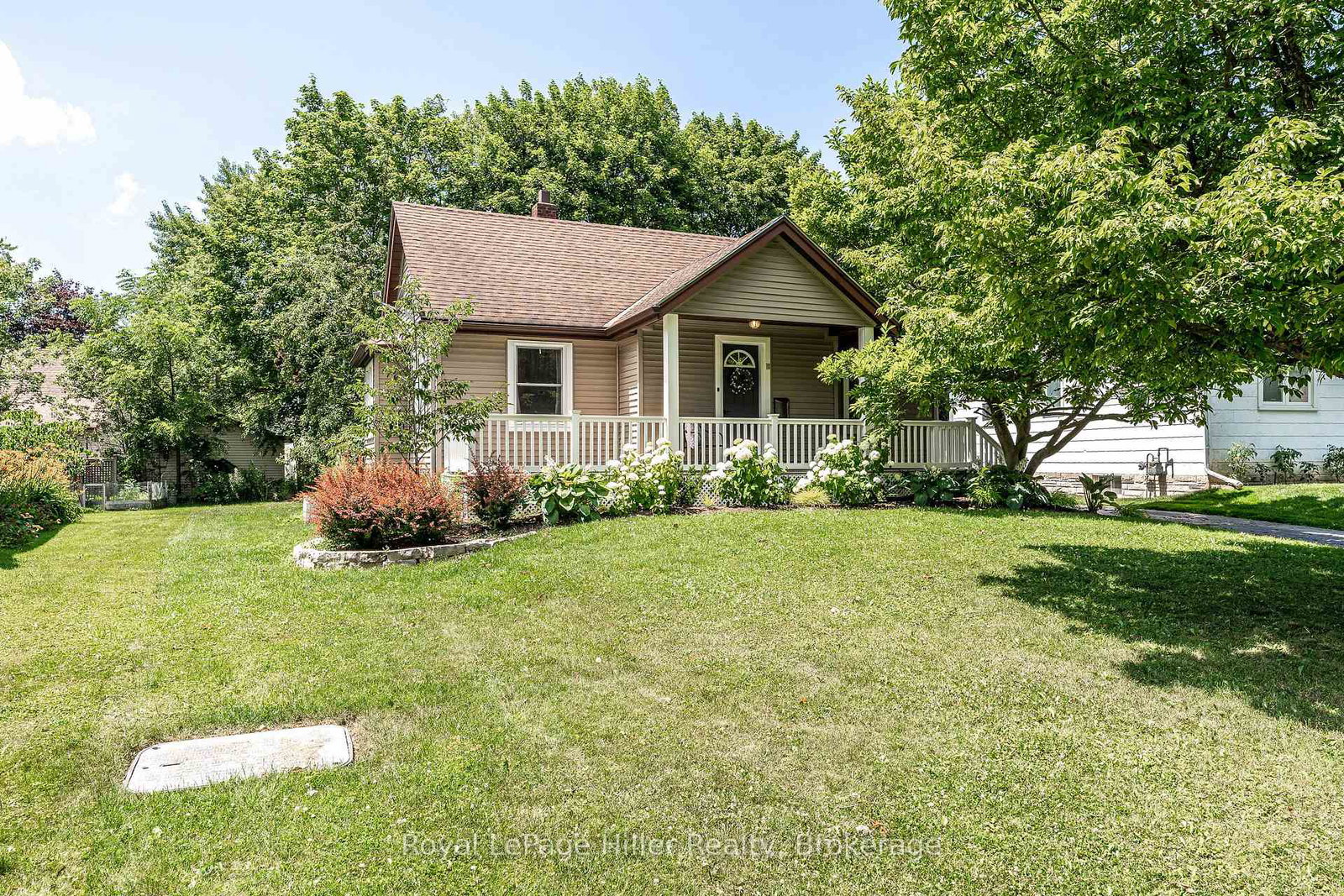 18-somerset-street-stratford-ontario-x13542472