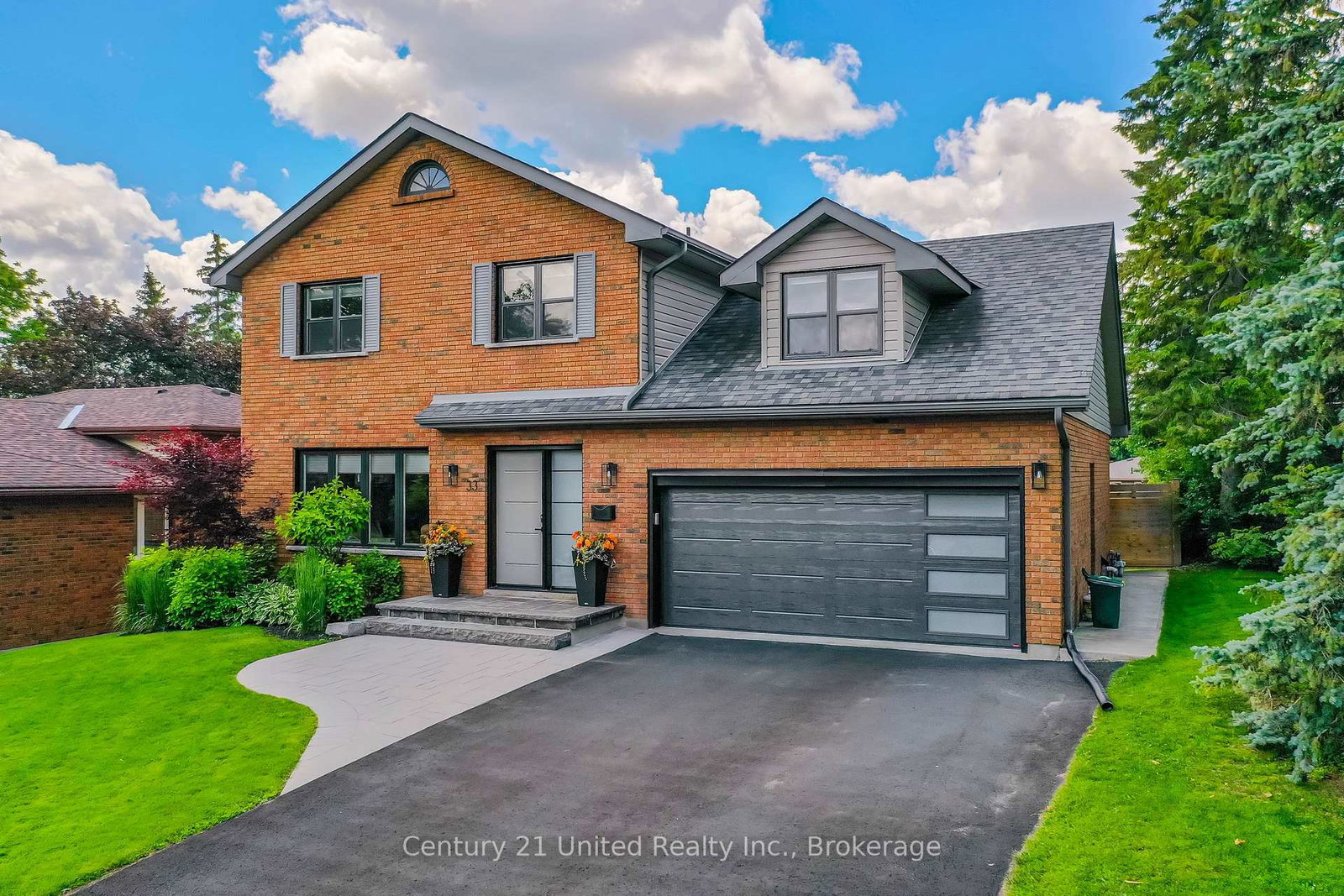 33-oakwood-crescent-peterborough-ontario-x13542648