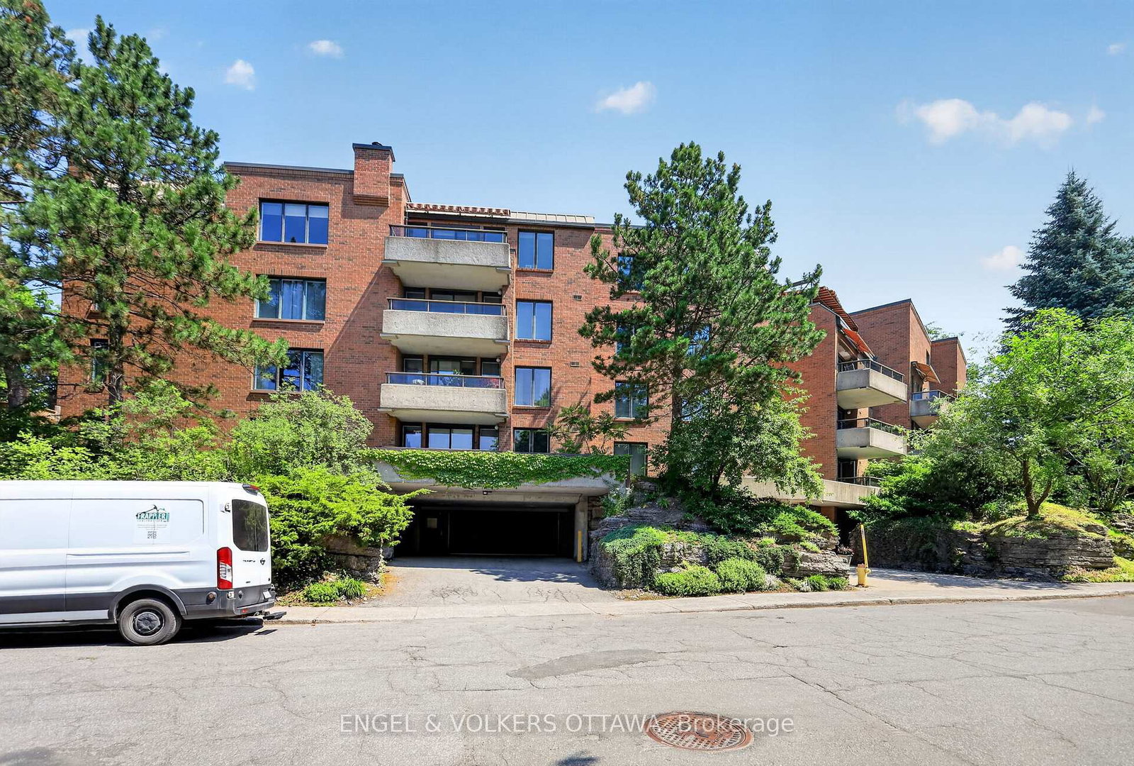 7-kippewa-drive-ottawa-ontario-x13542698