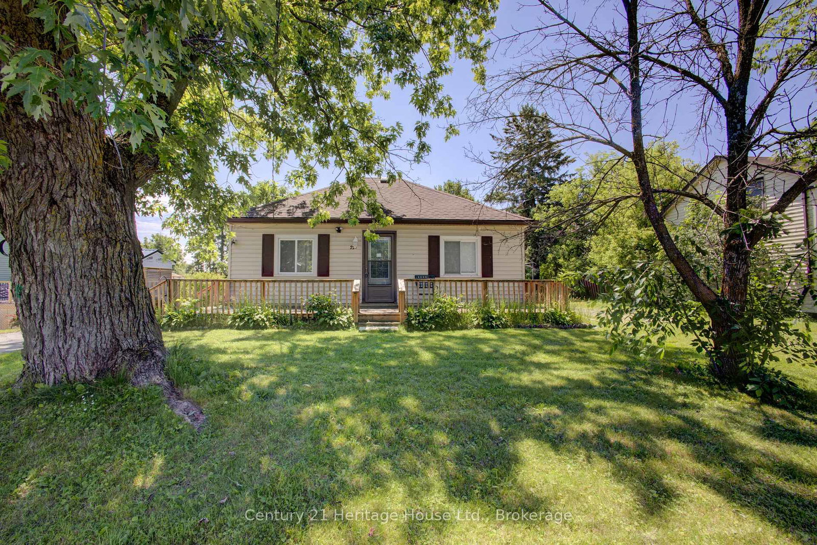 221-park-street-w-west-grey-ontario-x13542912