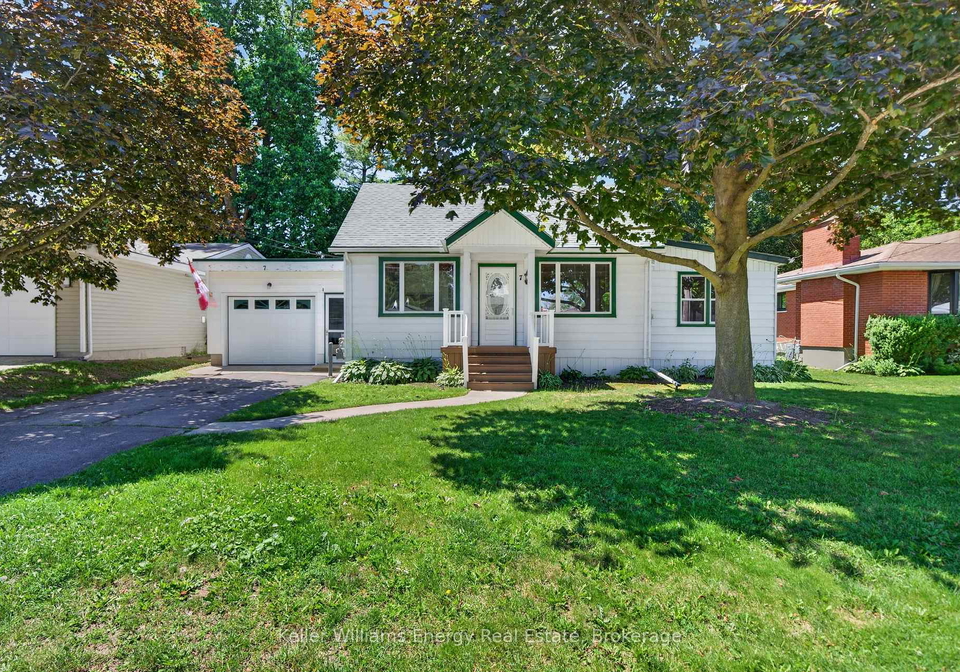 7-maple-avenue-prince-edward-county-ontario-x13543042