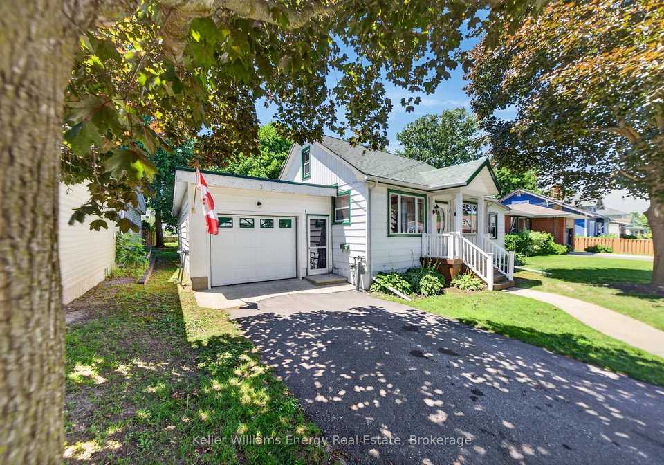 7-maple-avenue-prince-edward-county-ontario-x13543042