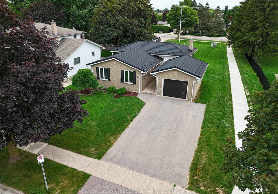 70-bedford-drive-stratford-ontario-x13543062