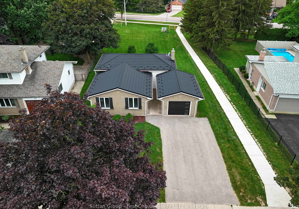 70-bedford-drive-stratford-ontario-x13543062