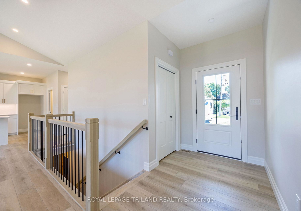 193-catherine-street-north-middlesex-ontario-x13543232