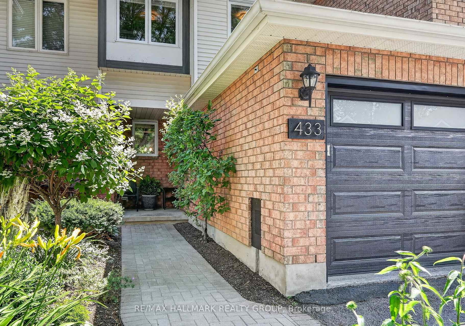 433-lawler-crescent-ottawa-ontario-x13543516