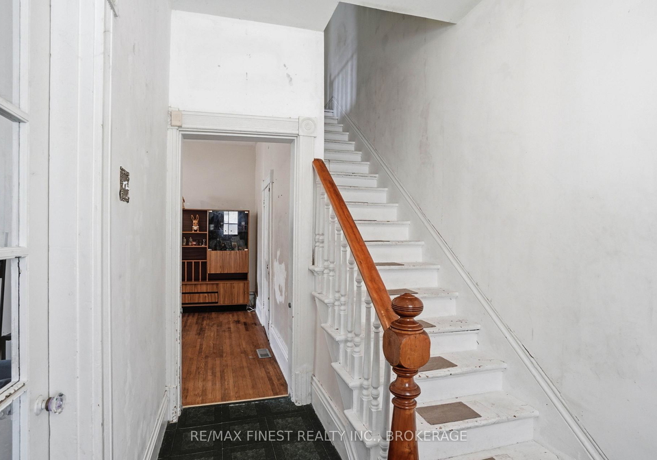 46-catharine-street-belleville-ontario-x13543548