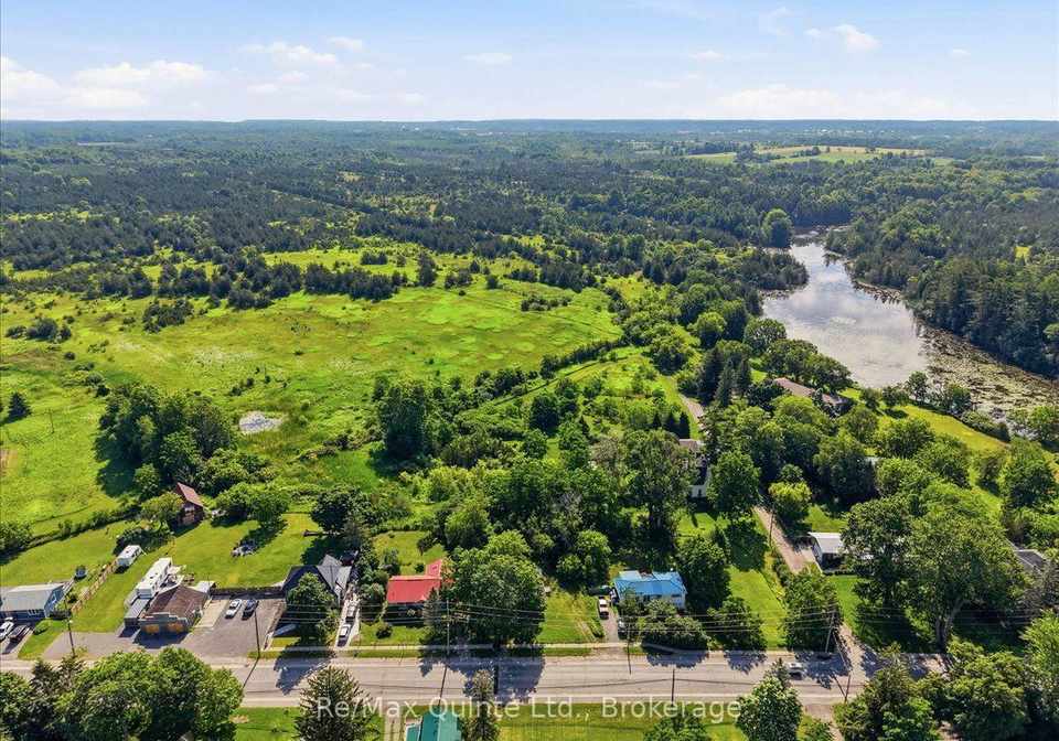 1581-county-road-10-prince-edward-county-ontario-x13543660