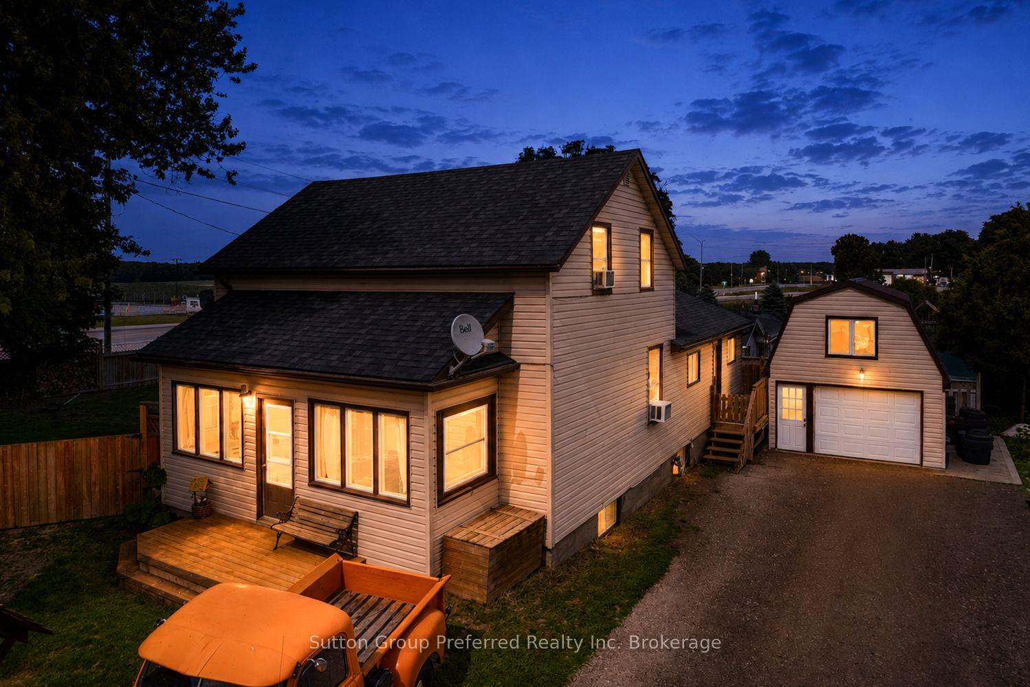 685744-main-street-norwich-ontario-x13543734
