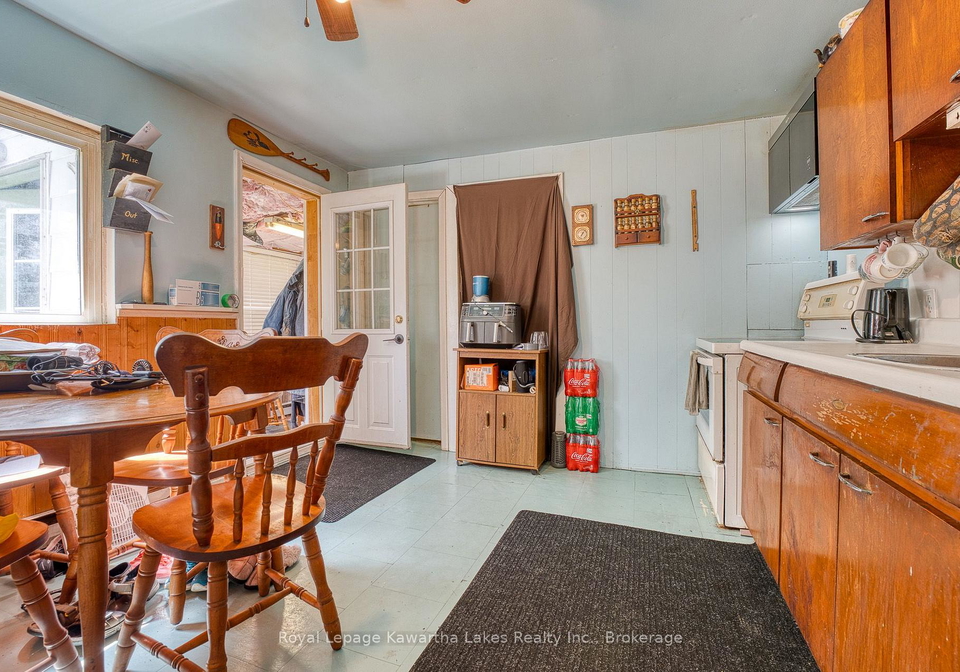 15-cockburn-street-kawartha-lakes-ontario-x13543858