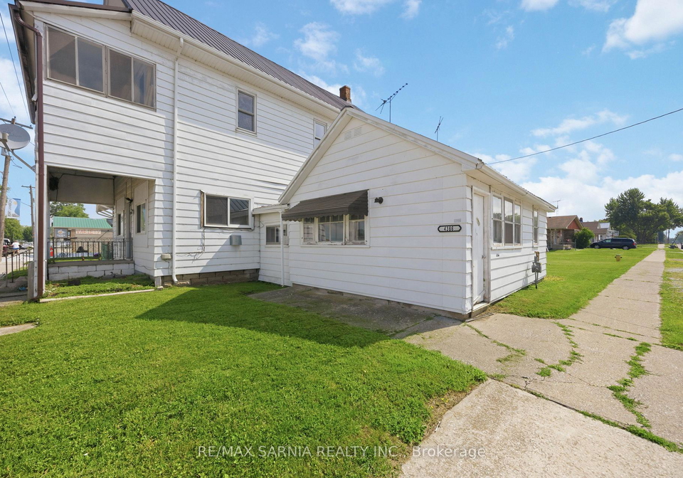 4364-st-clair-parkway-st-clair-ontario-x13543870
