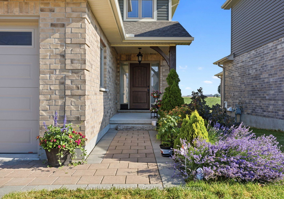 182-gilmour-drive-lucan-biddulph-ontario-x13543942