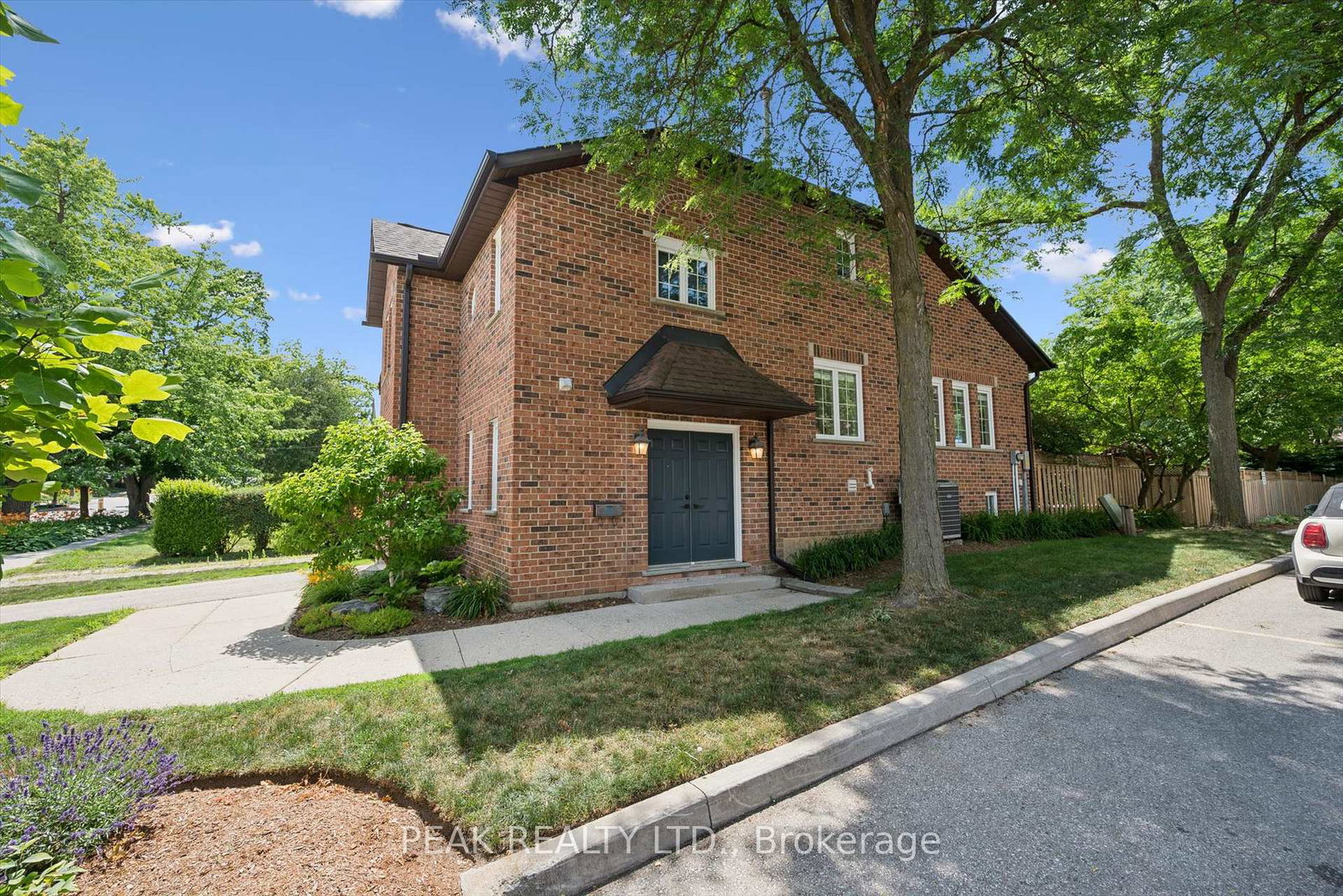 64-allen-street-w-waterloo-ontario-x13544030