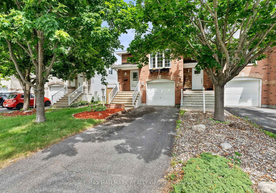 70-whalings-circle-ottawa-ontario-x13544082