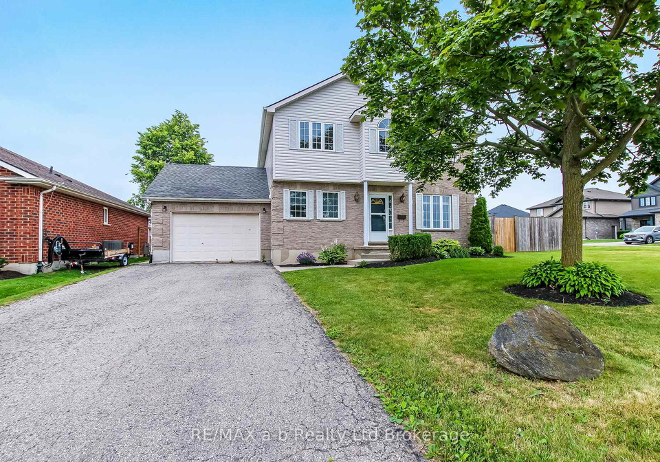 39-primrose-drive-tillsonburg-ontario-x13544212