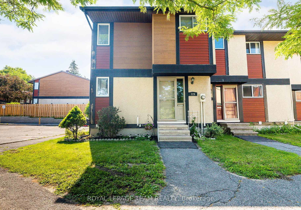 126-mcclintock-way-kanata-ontario-x13544266