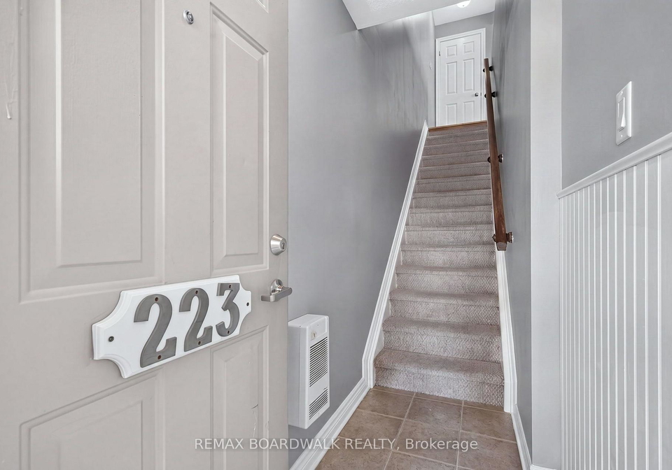 223-paseo-private-ottawa-ontario-x13544536