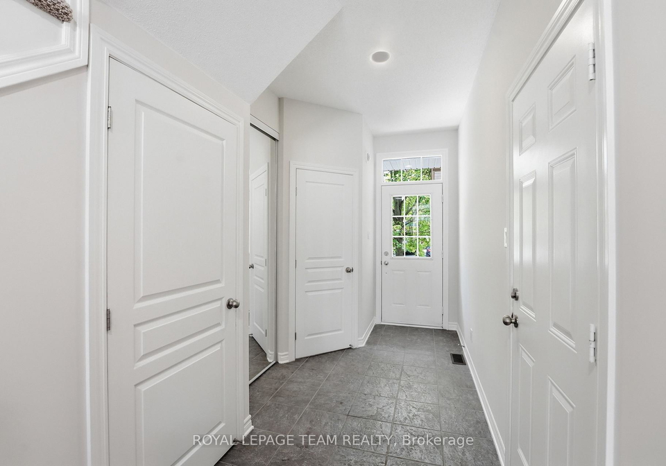 239-tandalee-crescent-kanata-ontario-x13544542