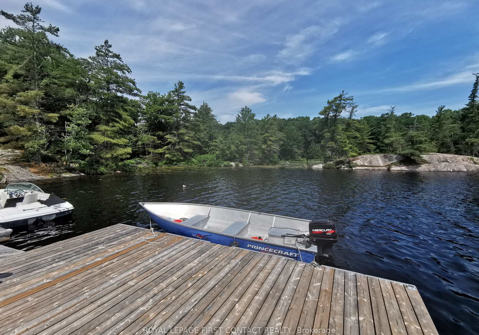 345-healey-lake-water-the-archipelago-ontario-x13544626