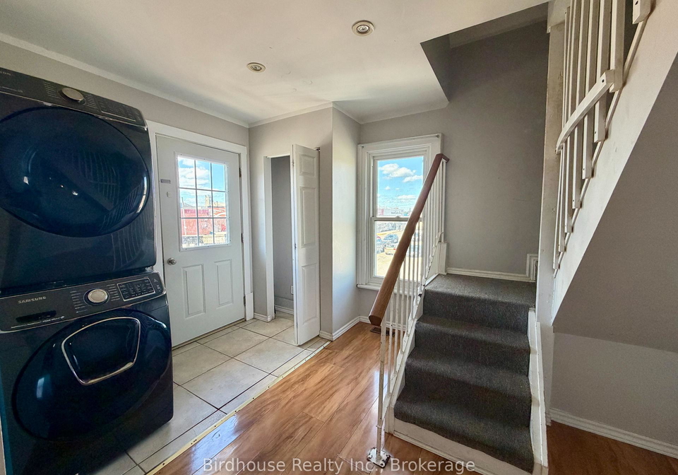 60-russell-street-w-kawartha-lakes-ontario-x13544788