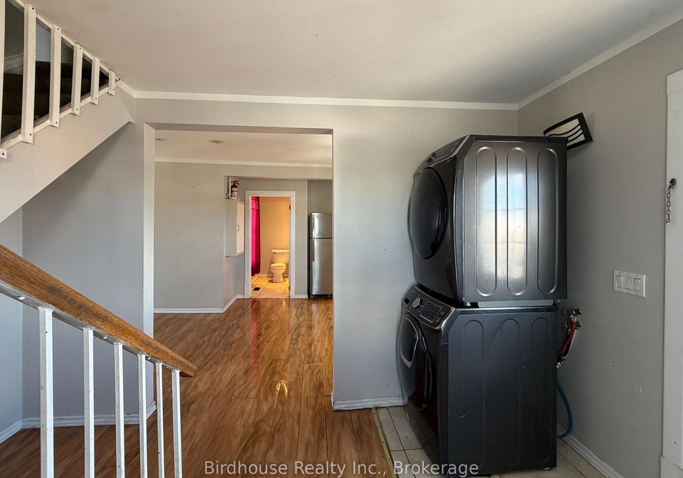 60-russell-street-w-kawartha-lakes-ontario-x13544788