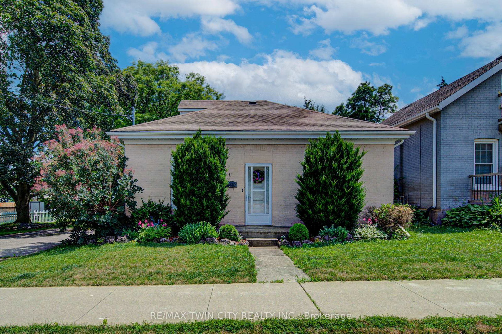 41-dumfries-street-cambridge-ontario-x13544860