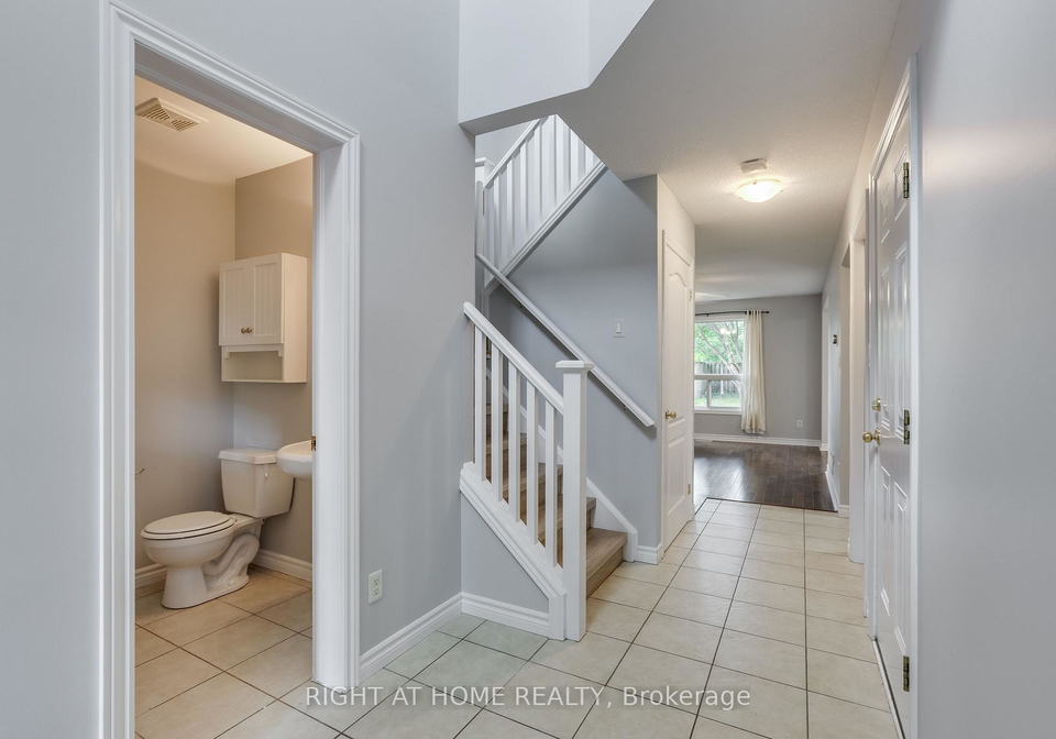 2206-coronation-drive-london-north-ontario-x13544924