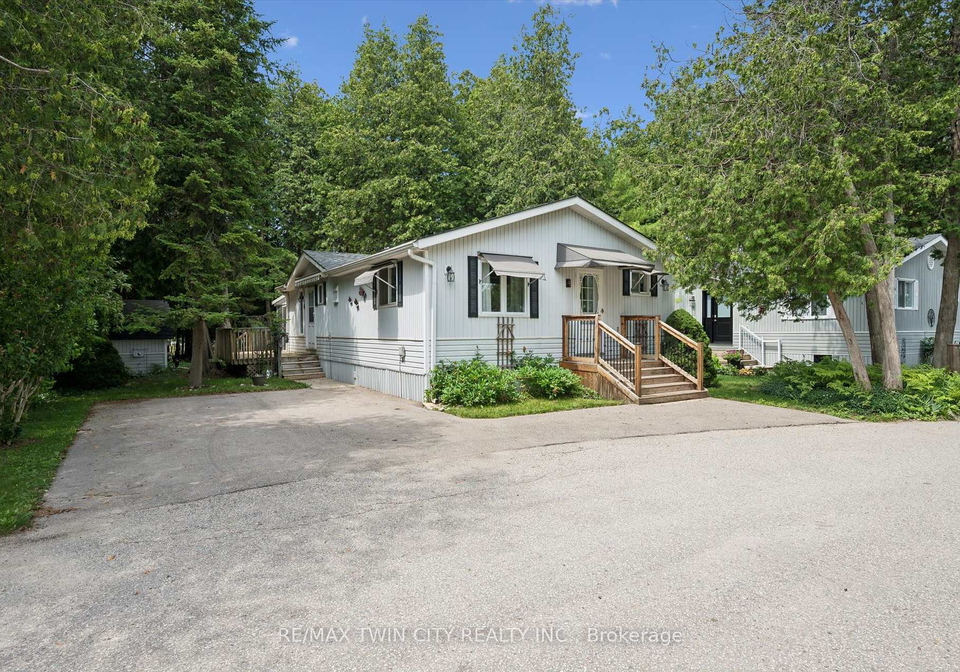 4-spruce-avenue-puslinch-ontario-x13545038