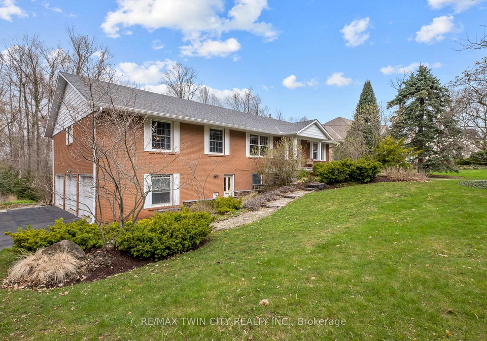 36-maple-hill-drive-kitchener-ontario-x13545226