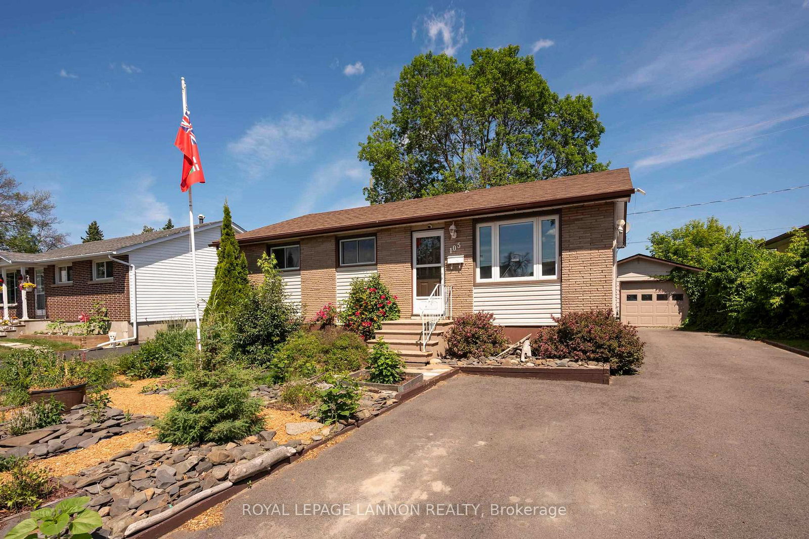 105-spruce-court-thunder-bay-ontario-x13545310