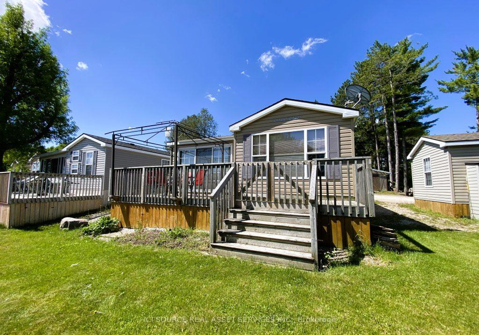 155-mccrearys-beach-drummondnorth-elmsley-ontario-x13545406