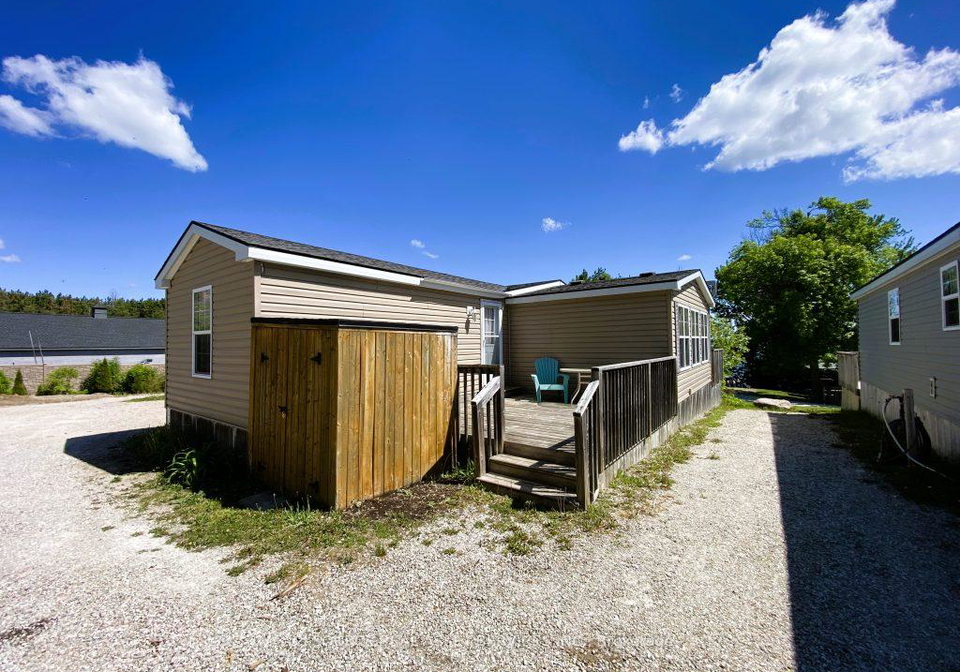 155-mccrearys-beach-drummondnorth-elmsley-ontario-x13545406