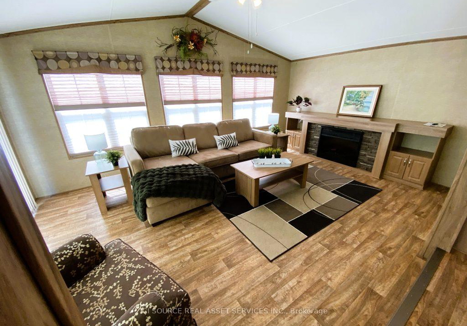155-mccrearys-beach-drummondnorth-elmsley-ontario-x13545406