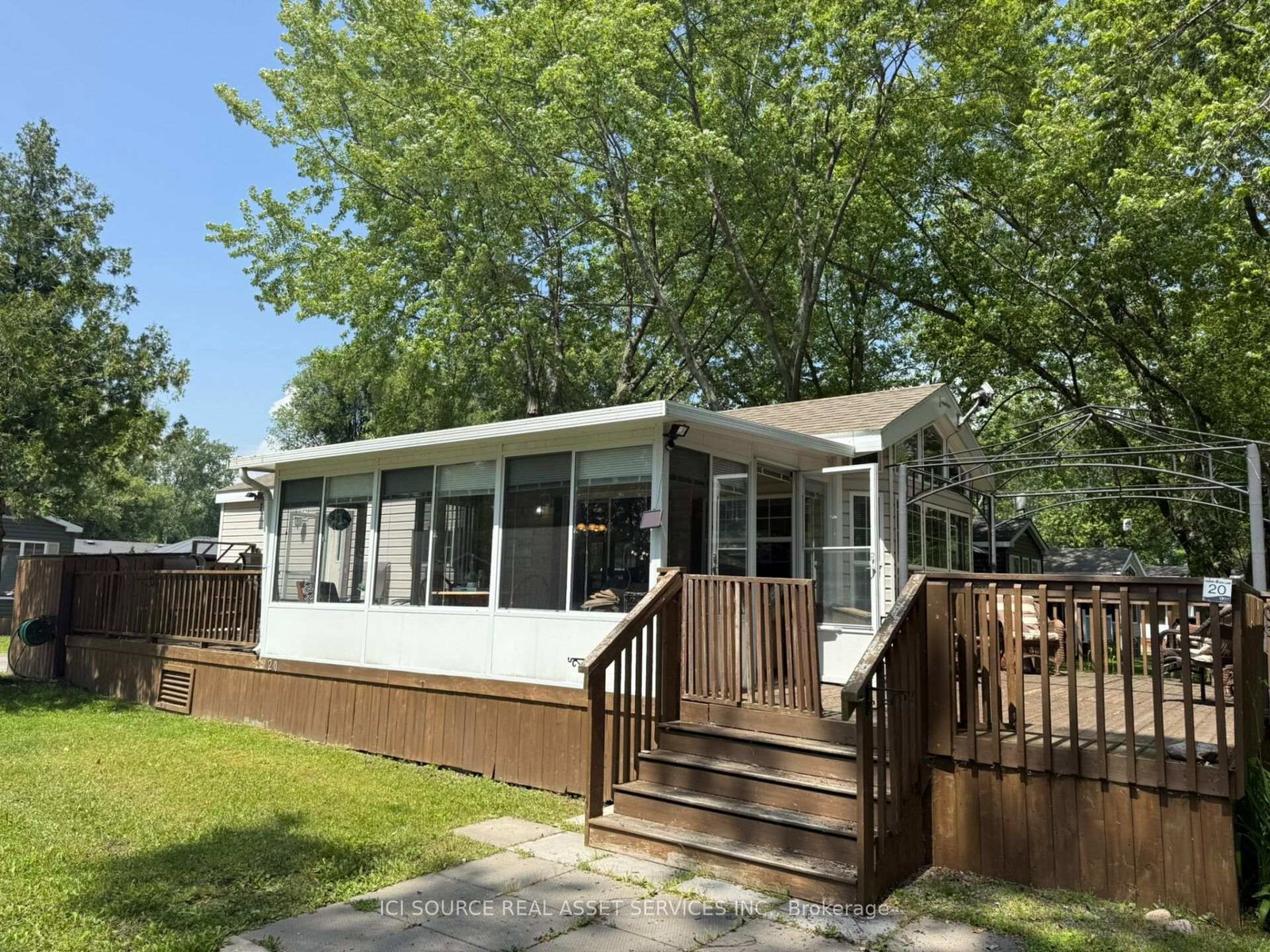 486-county-road-18-prince-edward-county-ontario-x13545548