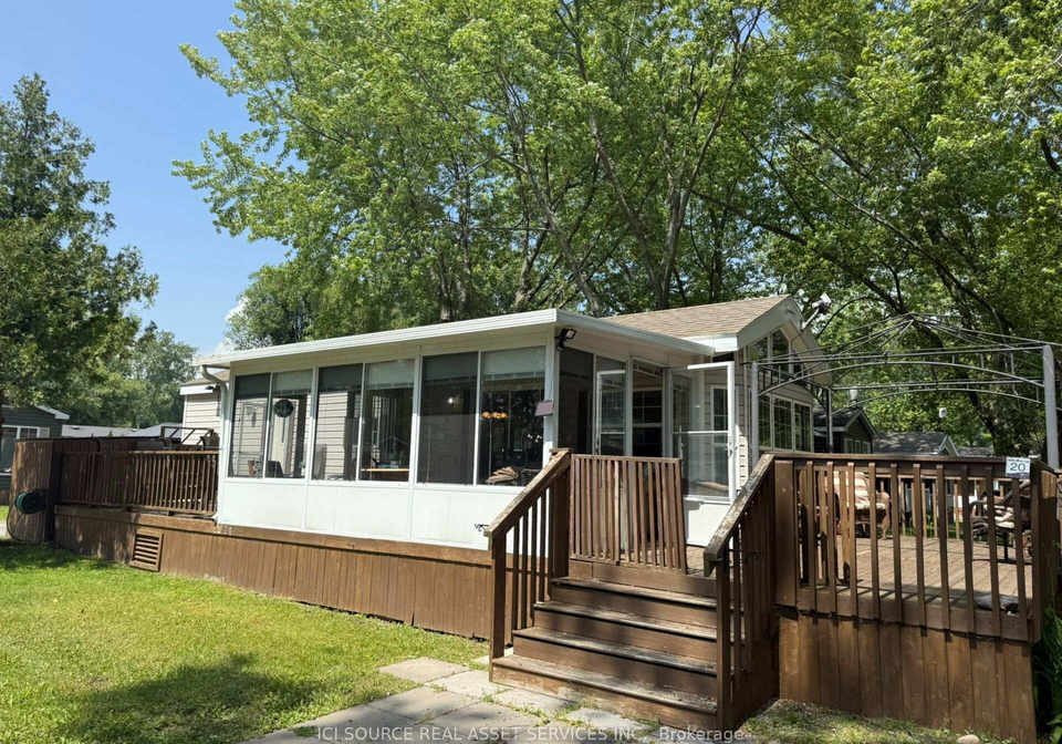 486-county-road-18-prince-edward-county-ontario-x13545548