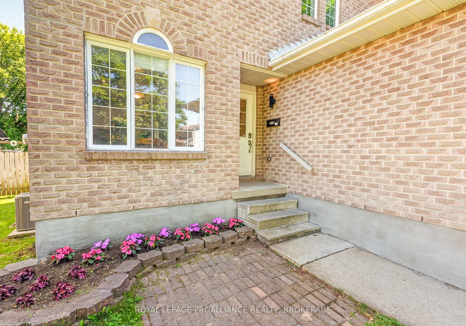 1067-acadia-drive-kingston-ontario-x13545650