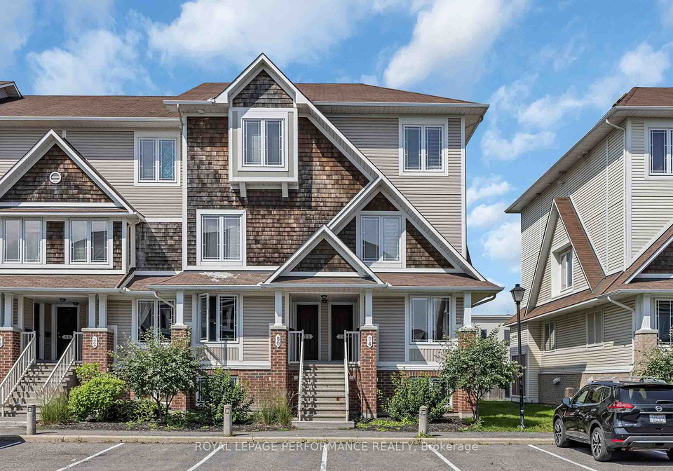 74-crosby-private-ottawa-ontario-x13545698