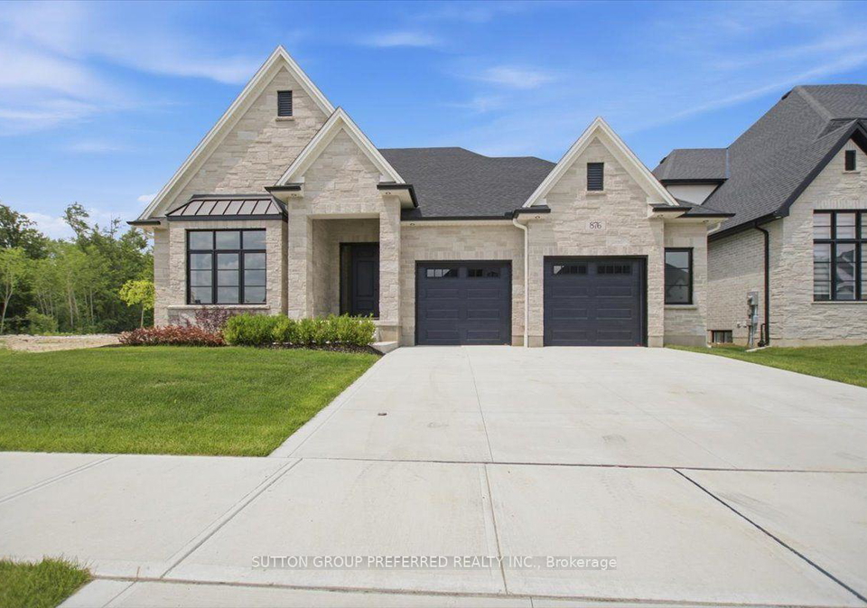 876-eagletrace-drive-london-north-ontario-x13545998