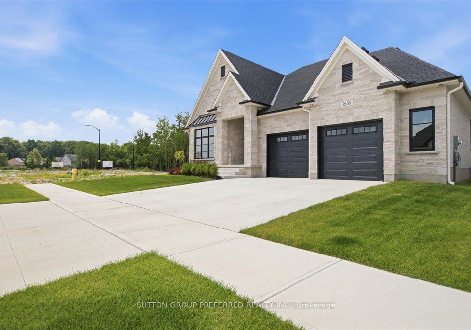 876-eagletrace-drive-london-north-ontario-x13545998