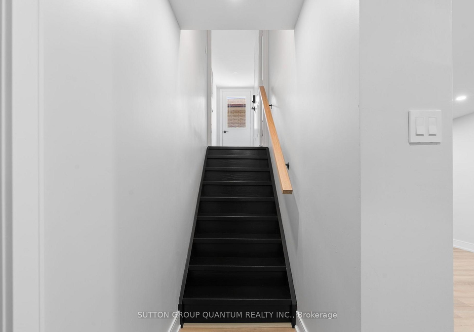 17-clearview-drive-hamilton-ontario-x13546370