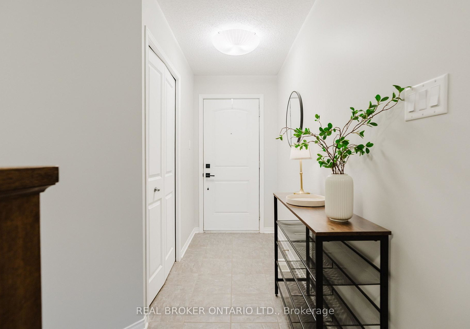 88-songbird-private-ottawa-ontario-x13546438