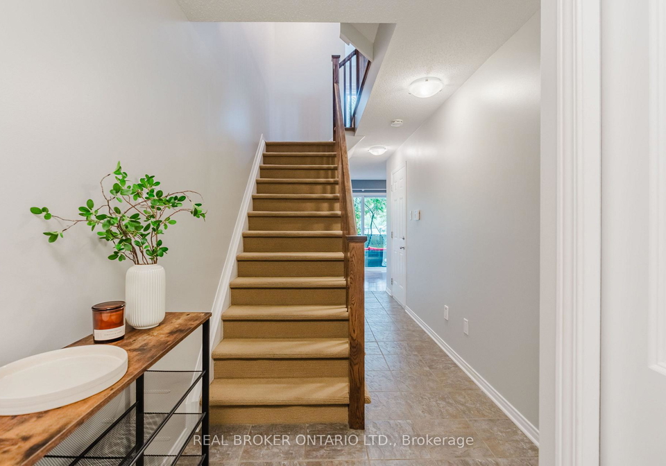 88-songbird-private-ottawa-ontario-x13546438