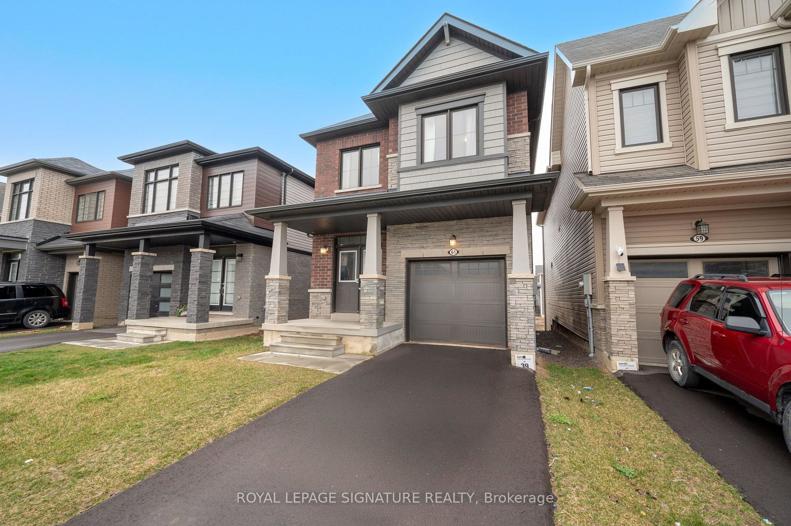 61-vanilla-trail-thorold-ontario-x13546492