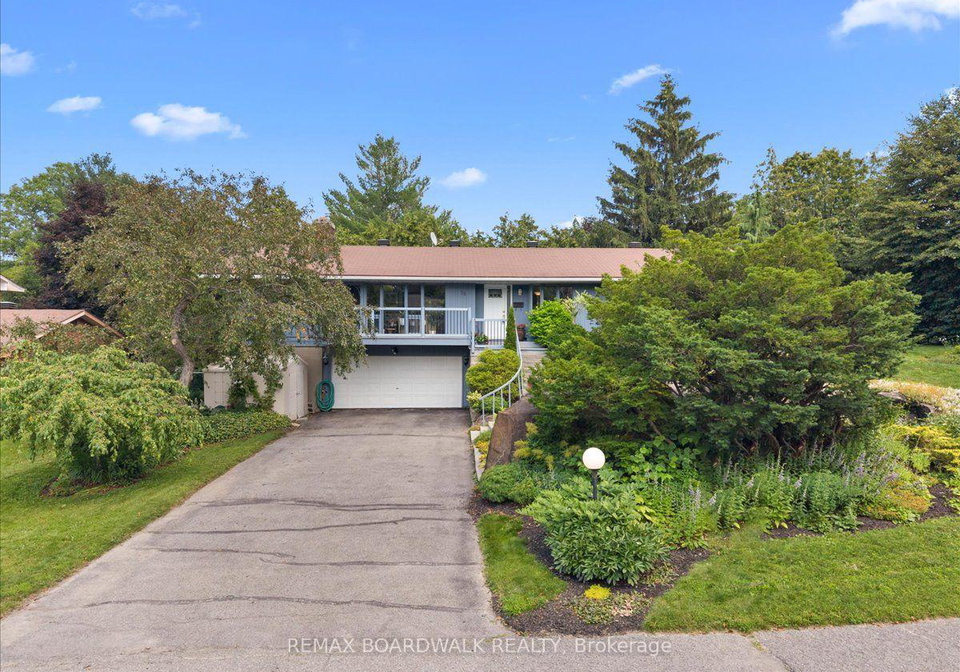 15-selwyn-crescent-kanata-ontario-x13546496