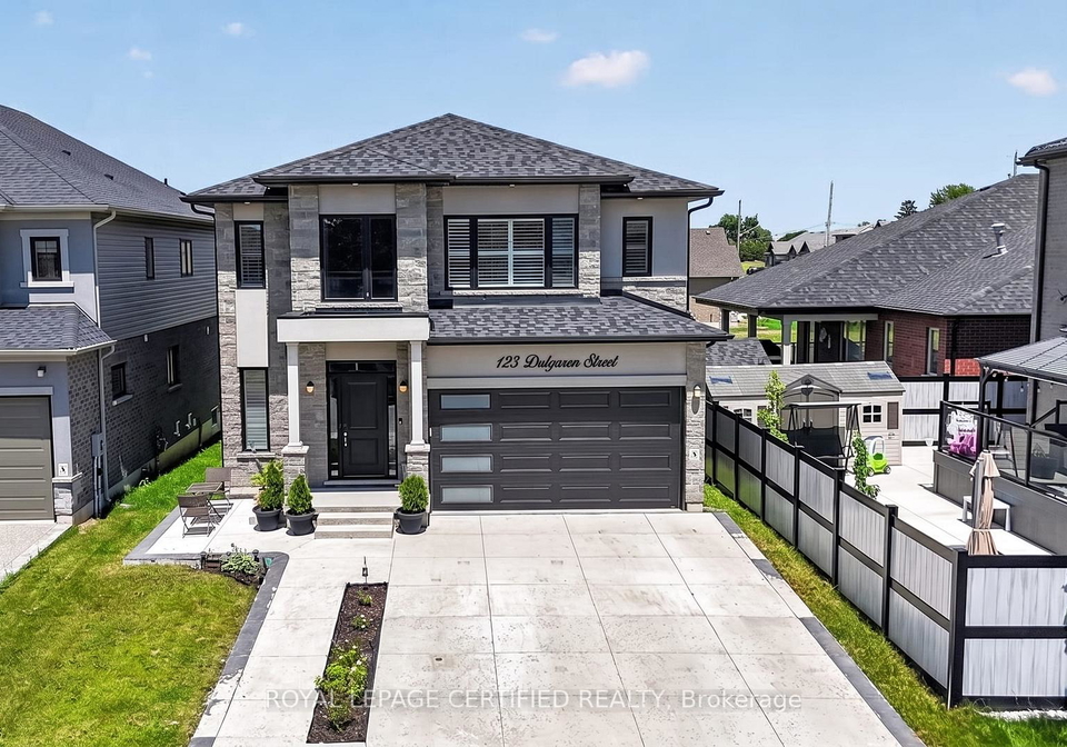 123-dulgaren-street-hamilton-ontario-x13546498