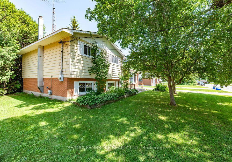 1656-beachburg-road-whitewater-region-ontario-x13546500